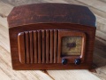 Philco radio model PT44 front.jpg
