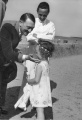 Hitler mit Kind.jpg