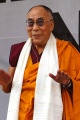 Dalai Lama beschnitten.jpg