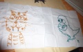 Katze und Vogel auf Taschentuch.JPG